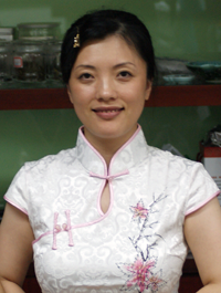 校長 金洪蓮